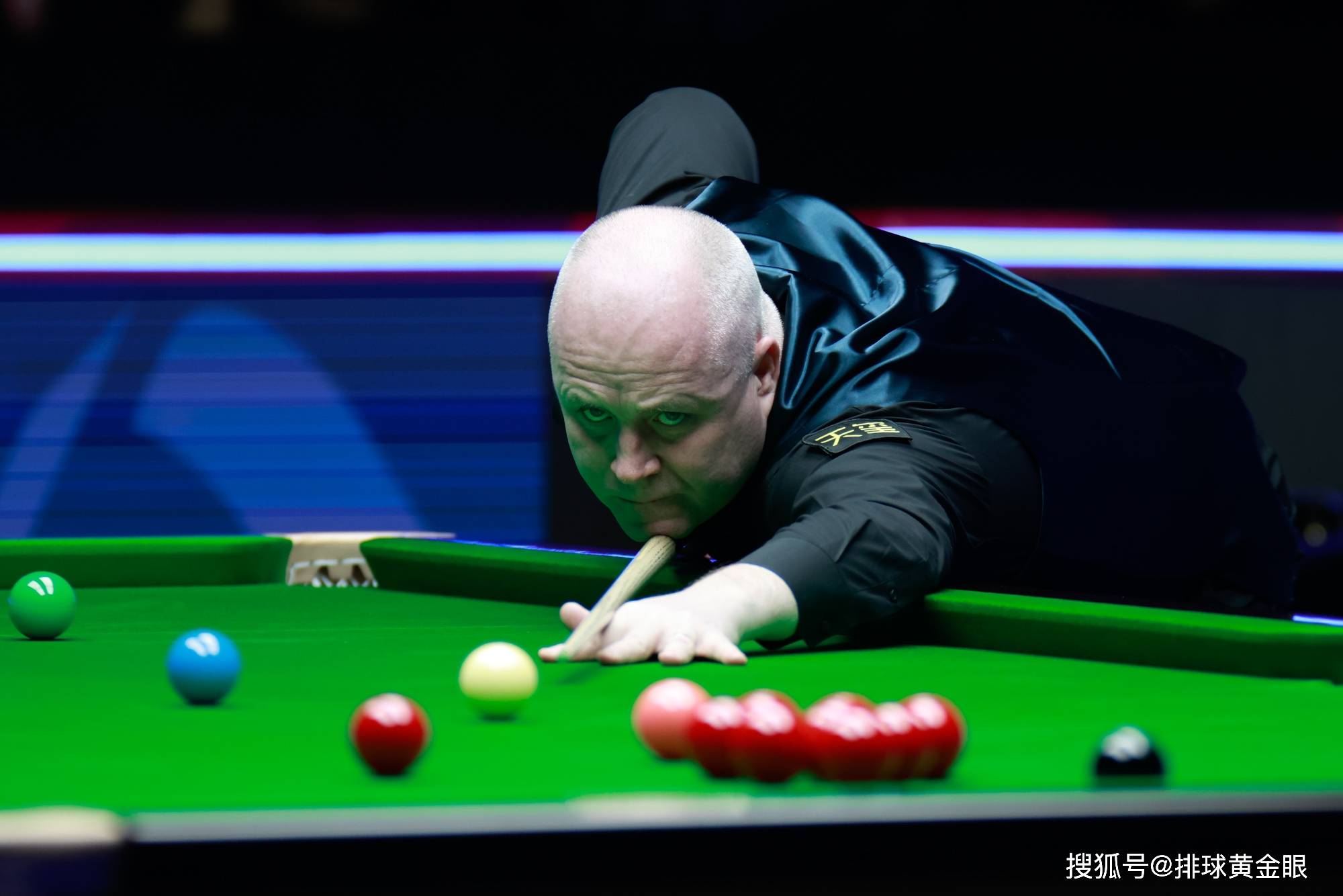 仅是两个球 仅是两个球