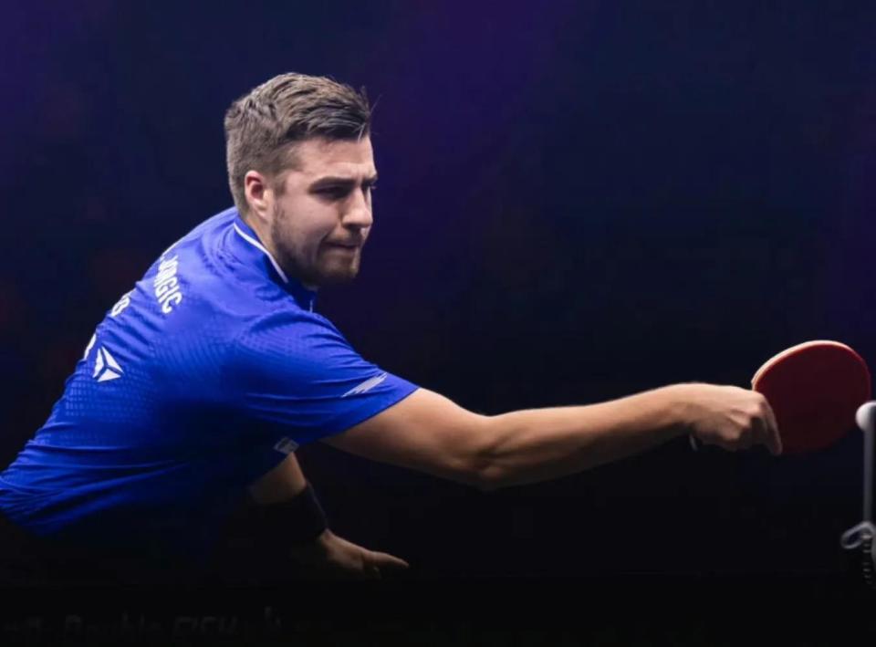 面对对手的 面对对手的