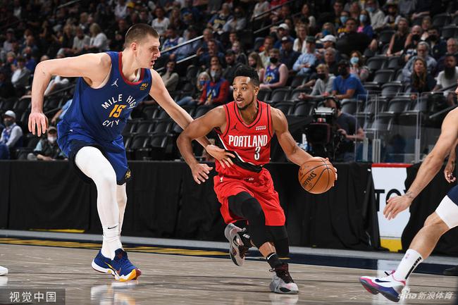 無論是場均 無論是場均