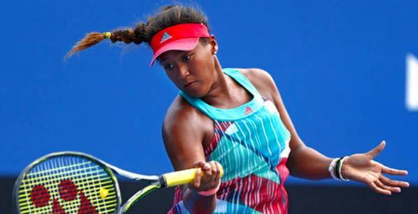 中展现出极 中展现出极