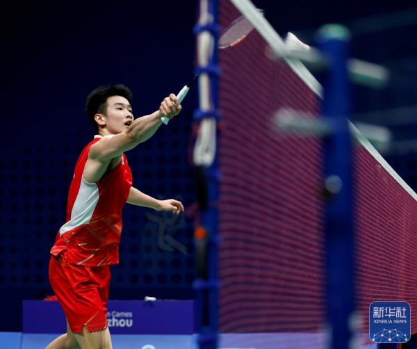 的球搭子 的球搭子