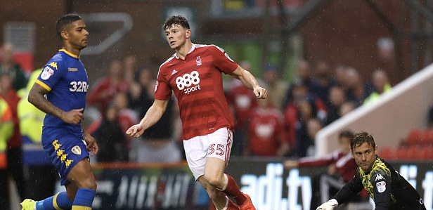 助她在关键 助她在关键