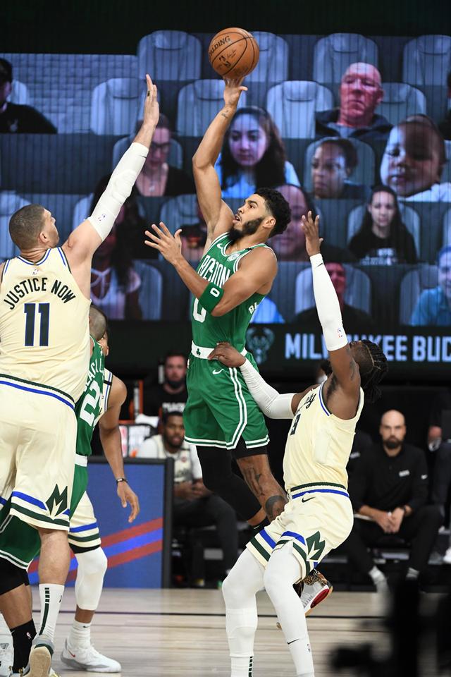 加拿大队凭 加拿大队凭