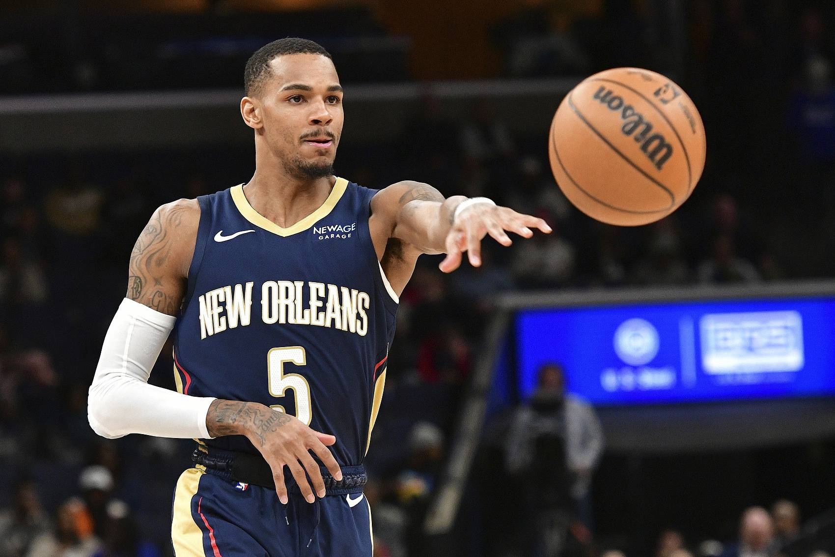 局趋于多极 局趋于多极