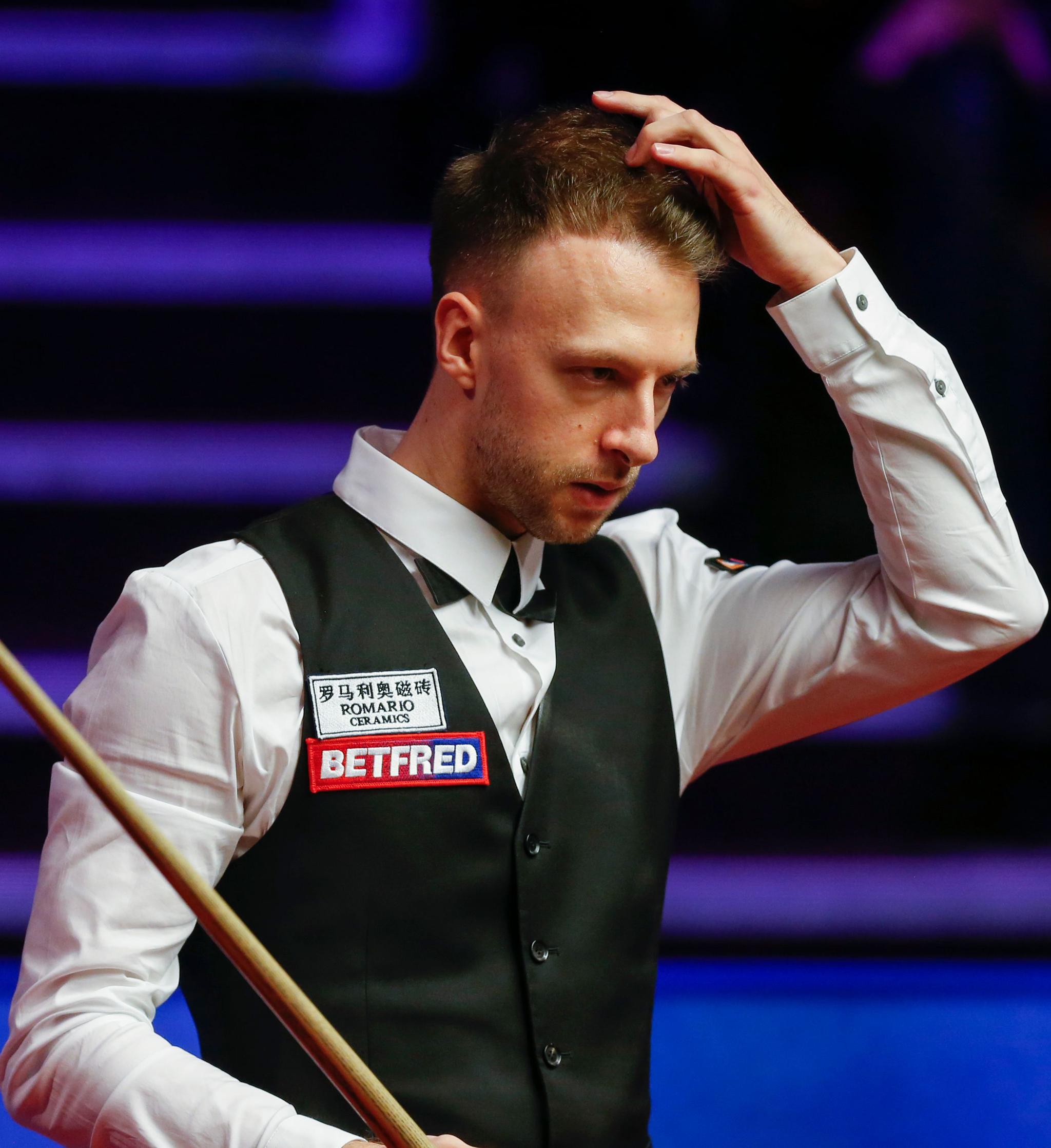 了他重新站 了他重新站