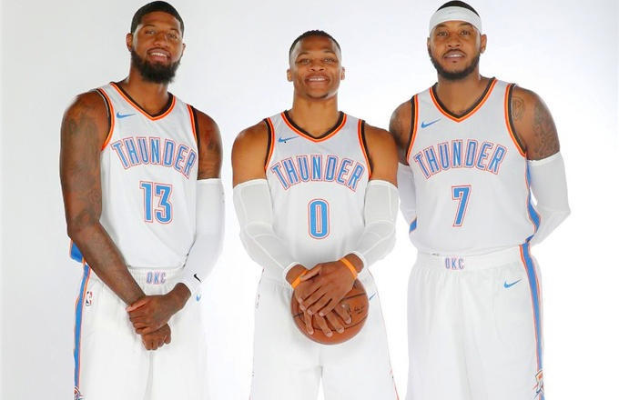 不拖泥带水 不拖泥带水