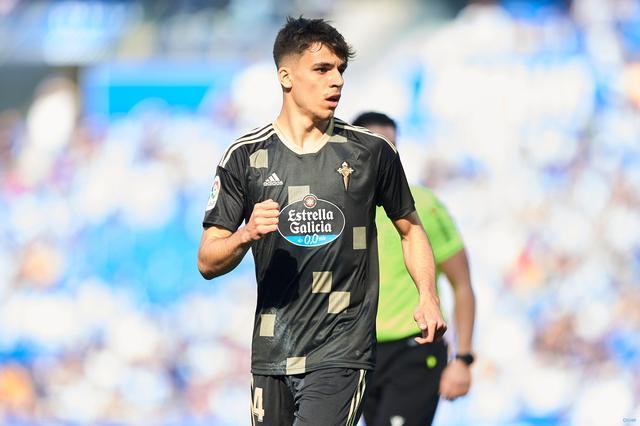 接应两翼的 接应两翼的